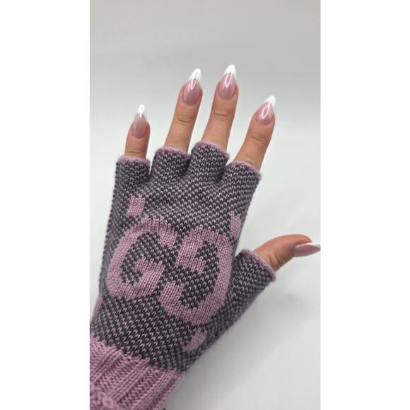 Gucci Light Purple Grey Cashmere GG Fingerless Gloves S sz - Picture 8 of 12